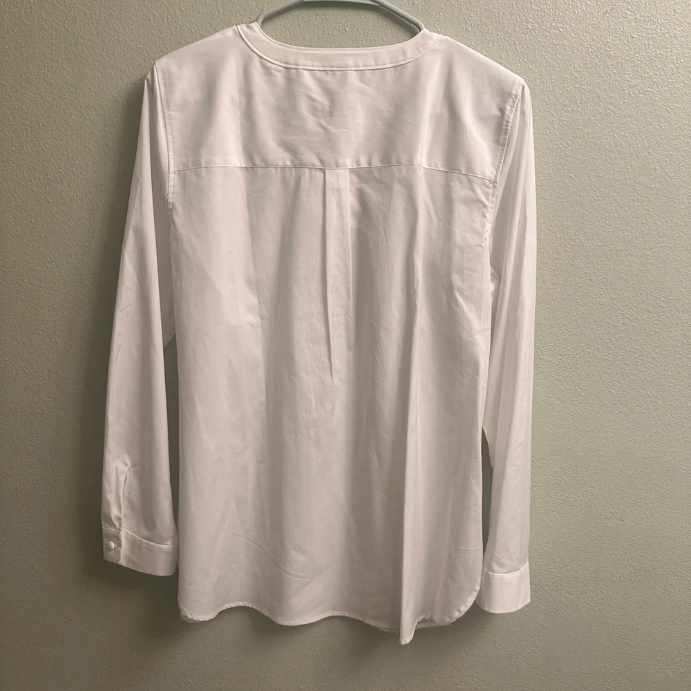 Talbots White Tunic Top Blouse Long Sleeve Jeweled Buttons Size Medium - Picture 3 of 10